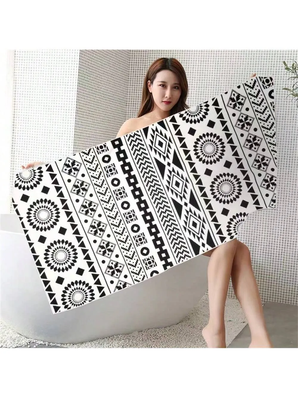 1pc Printed Quick-Drying Summer Beach Towel Wrap Towel, Double-Sided Flannel Swimming Bath Towel, Hotel Towel 140cm*70cm, Sand-Resistant, Quick-Drying, Soft And Absorbent, Pool Towel, Swim Towel, For Sports, Yoga, Swimming, Hiking, Bathing, Travel, Pool,