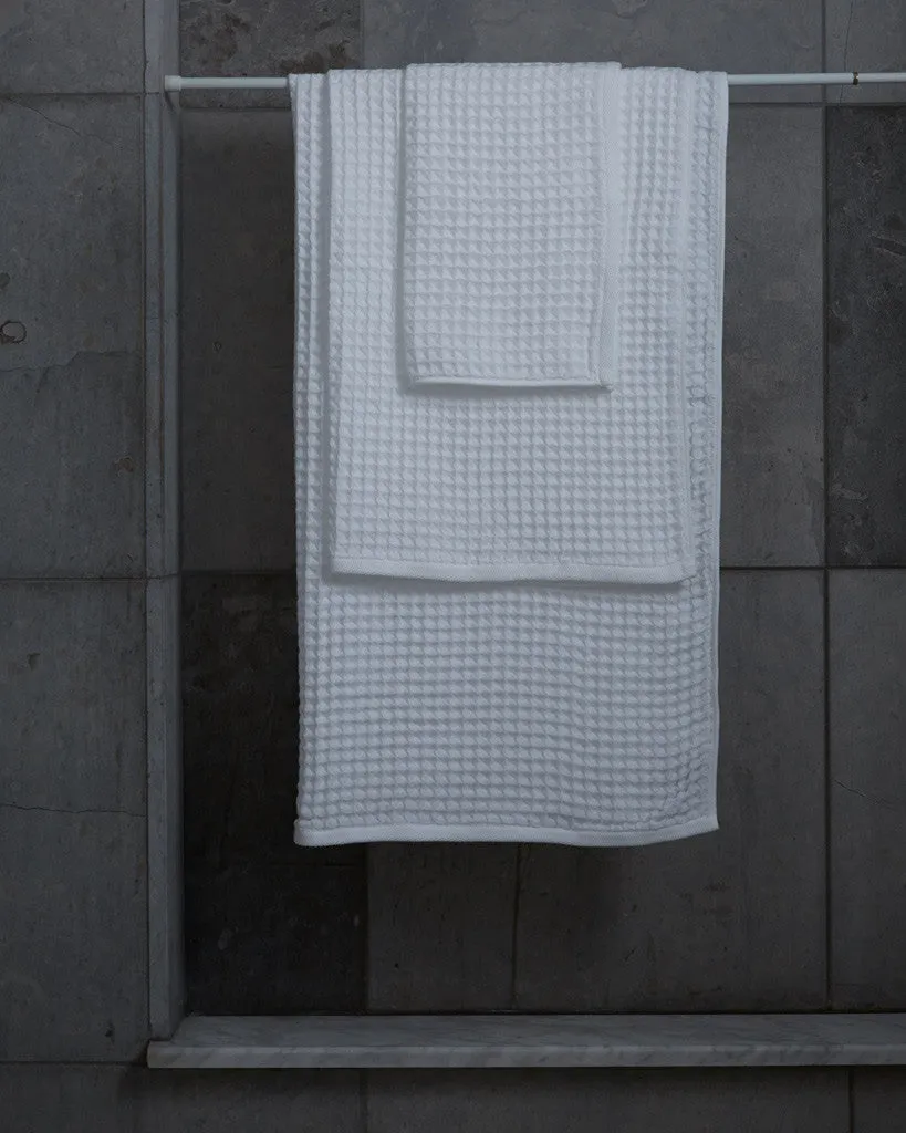 Air Waffle Towels - White
