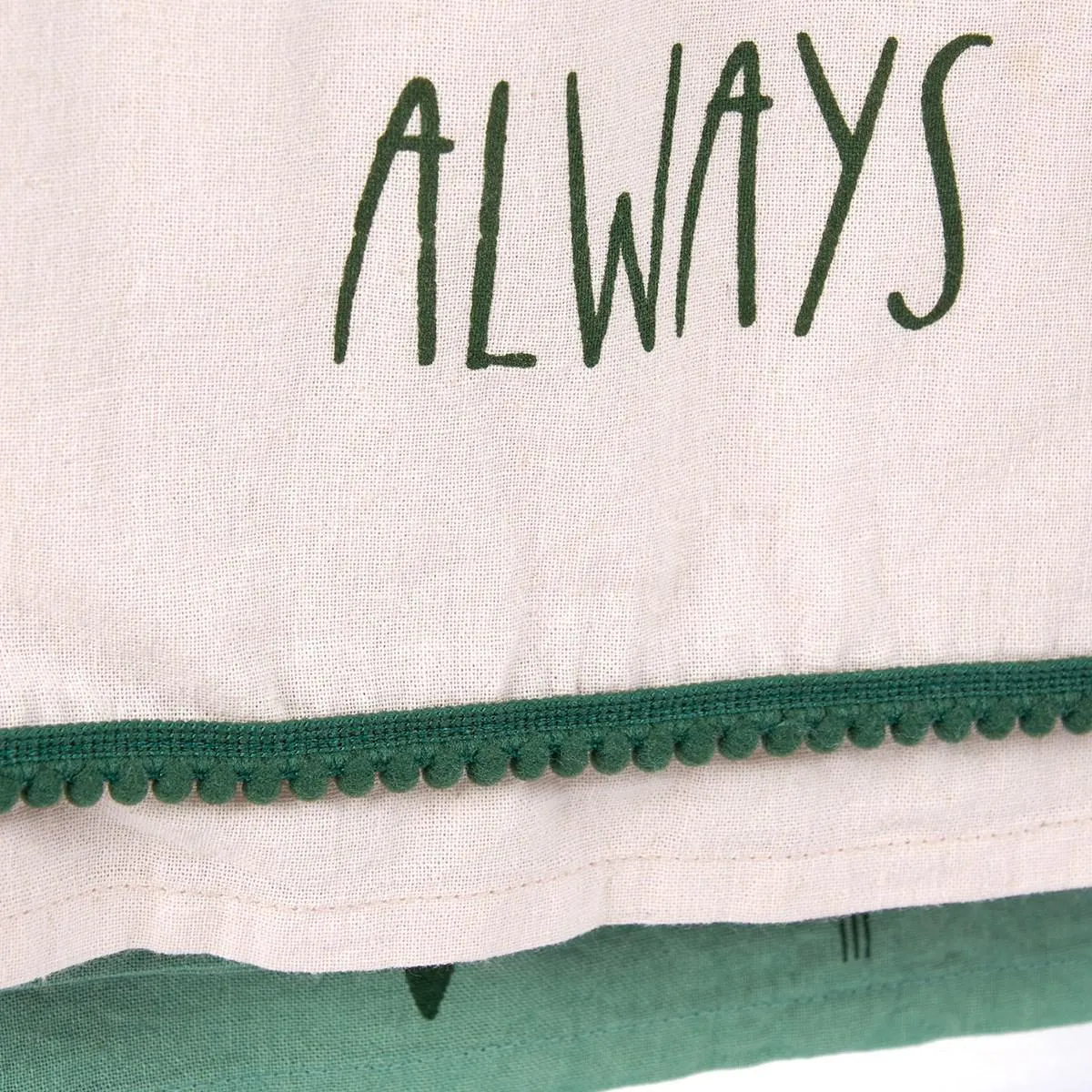 MERRY EVERYTHING KITCHEN TOWEL